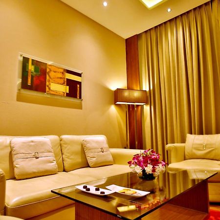 Hotel Park Ascent Noida Zimmer foto