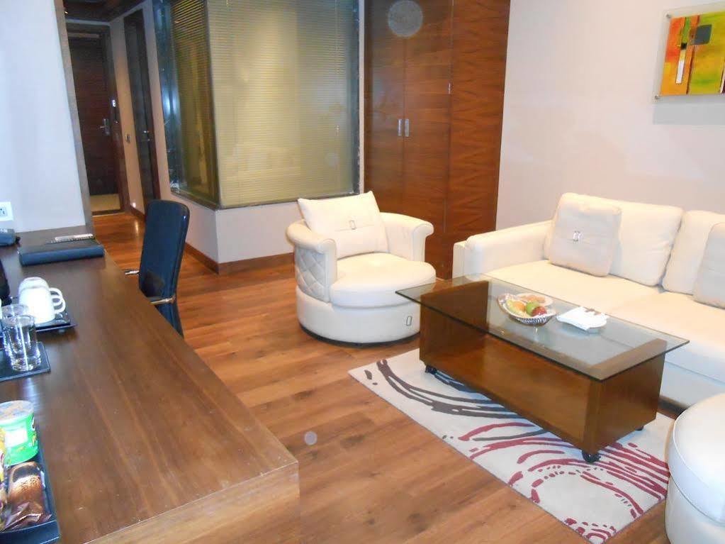 Hotel Park Ascent Noida Exterior foto