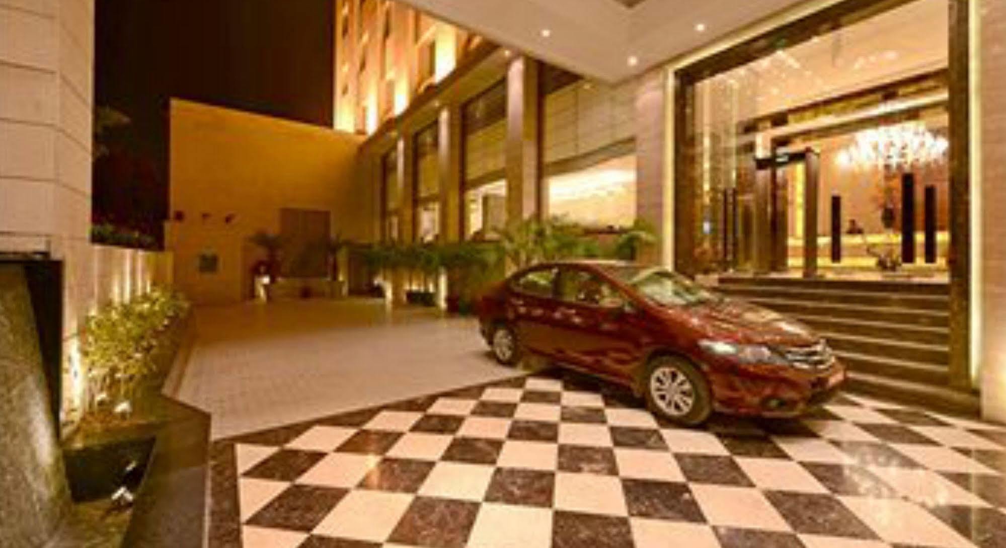 Hotel Park Ascent Noida Exterior foto
